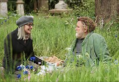 Diane Keaton ir Brendanas Gleesonas filme &bdquo;Lū&scaron;na turtuolių rajone&ldquo;