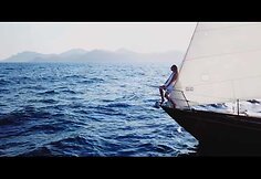 Eleonora Sebrova vaizdo klipe „I Follow You“