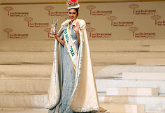 „Miss International“ nugalėtoja Kevin Lilliana