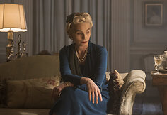 Kristin Scott Thomas filme &bdquo;Tamsiausia valanda&ldquo;