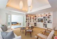 Leonardo DiCaprio nupirko dainininko Moby namus