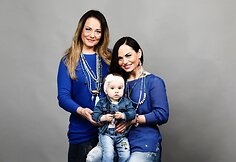 Sandra Kniazevičiūtė su mama Aukse ir dukra Lukrecija