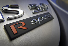 2012 metų &bdquo;Hyundai Genesis&ldquo;
