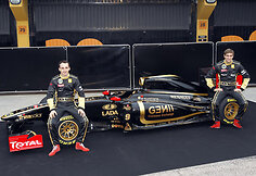 „Lotus Renault“ bolidas MVR-02