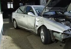 Du variklius turinti „Alfa Romeo GTV“