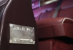 &bdquo;Rolls-Royce&ldquo; pardavimo salonas Abu Dabyje