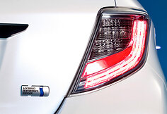 Hibridinis „Toyota Yaris HSD“