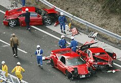Superautomobilių avarija Japonijoje