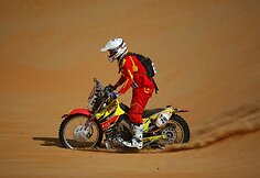 &bdquo;Abu Dhabi Desert Challenge&ldquo;: smėlėtas pirmadienis