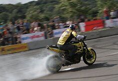 &bdquo;Aras freestyle&ldquo; triukai uždarytoje Kauno gatvėje