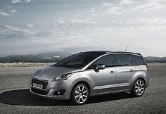 Atnaujintas &bdquo;Peugeot 5008&ldquo;