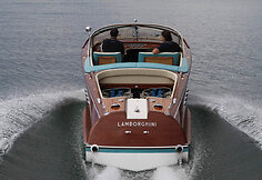 „Lamborghini Riva Aquarama“ kateris