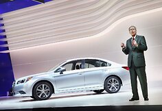 Naujos kartos &bdquo;Subaru Legacy&ldquo; pristatymas Čikagos automobilių parodoje