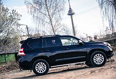 Atnaujintas &bdquo;Toyota Land Cruiser&ldquo;