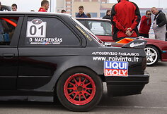 Pirmojo &bdquo;Autoplius Lietuvos drifto čempionato&ldquo; etapo dalyvių parkas