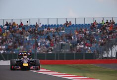 „Formulės-1“ penktadienio treniruotės Silverstone