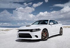 Greičiausias sedanas pasaulyje: „Dodge Charger SRT Hellcat“