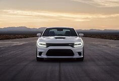 Greičiausias sedanas pasaulyje: „Dodge Charger SRT Hellcat“