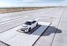 Greičiausias sedanas pasaulyje: „Dodge Charger SRT Hellcat“