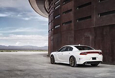 Greičiausias sedanas pasaulyje: „Dodge Charger SRT Hellcat“