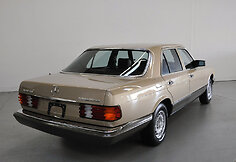 Ebay.com parduodamas &bdquo;Mercedes-Benz 300SD&ldquo;