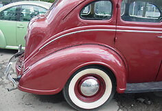 Avarijoje apgadintas 1939 m. &bdquo;Plymouth P8 Deluxe&ldquo;