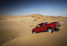 A&scaron;tuntos kartos &bdquo;Toyota Hilux&ldquo; bandymai Namibijoje