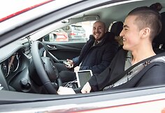 Atnaujintą &bdquo;Mazda6&ldquo; Lietuvoje pristatė japoni&scaron;ki personažai