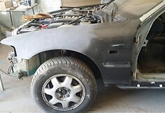 Modesto „Honda Legend“ restauravimo metu