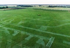Panevėžyje, Stetiškių aerodrome nupieštas Lietuvos herbas Vytis