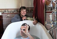 Beissoul ir Einius Jarutis filmavimo užkulisiuose