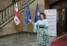 Pirmoji ponia Diana Nausėdienė dalyvauja konferencijoje „Lituanistika Sakartvele“
