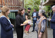 Pirmoji ponia Diana Nausėdienė per vizitą Sakartvele lanko kartvelų &scaron;eimą
