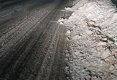 Žiemi&scaron;ki orai kelininkams sukėlė daug i&scaron;&scaron;ūkių