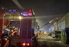 Ugniagesiai užgesino didžiulį  gaisrą Vilniuje, Ei&scaron;i&scaron;kių plente