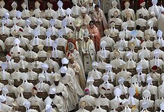 Pranci&scaron;kus per pirmąją dviejų popiežių kanonizaciją paskelbė Joną XXIII ir Joną Paulių II &scaron;ventaisiais 