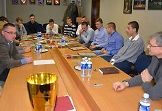 Varėnos rajono savivaldybėje pagerbti jaunieji rankininkai