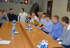 Varėnos rajono savivaldybėje pagerbti jaunieji rankininkai