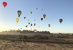 Oro balionų fiesta Saudo Arabijoje 