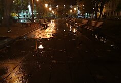 Kudirkos aik&scaron;tėje Vilniaus centre patvino fontanas