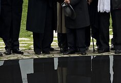 Memorialo atidarymo ceremonijos akimirka