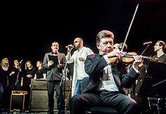 Keistuolių teatre i&scaron;dalinti tradiciniai &bdquo;Zenonai&ldquo;
