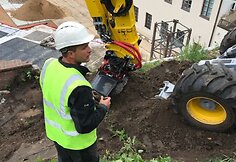 Ant Gedimino kalno užkeltas &bdquo;eskavatorius-voras&ldquo;