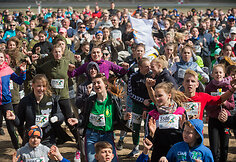 Šiauliuose vyko tradicinis bėgimas naikintuvų kilimo-tūpimo taku „Runway Run 2018“