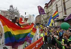 Kijeve keli tūkstančiai žmonių dalyvavo LGBT eitynėse