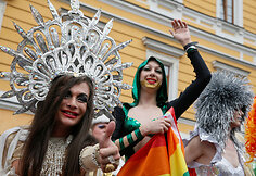 Kijeve keli tūkstančiai žmonių dalyvavo LGBT eitynėse