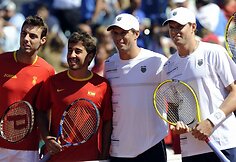 Marcelis Granollersas, Marco Lopezas, Mike'as ir Bobas Bryanai