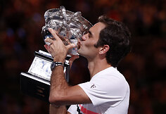 Neįtikėtinas: Rogeris Federeris 20-ą kartą tapo “Didžiojo kirčio” turnyro čempionu