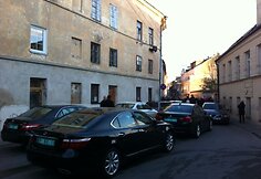 Užupyje pakabinta dar viena Konstitucija.