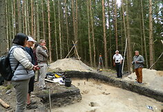 Archeologiniai radiniai Mineiki&scaron;kių piliakalnyje